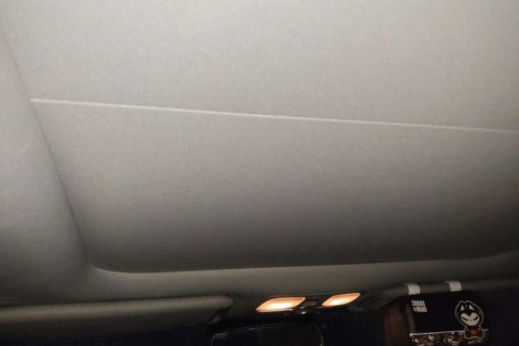 Used Kia Sorento 2013 2.2T 7-Seater Diesel Supreme Edition Headliner