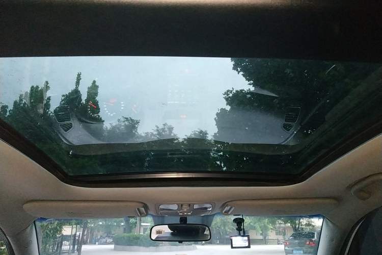 Used Kia Sorento 2013 2.4L 7-seat Gasoline Comfort Edition Headliner