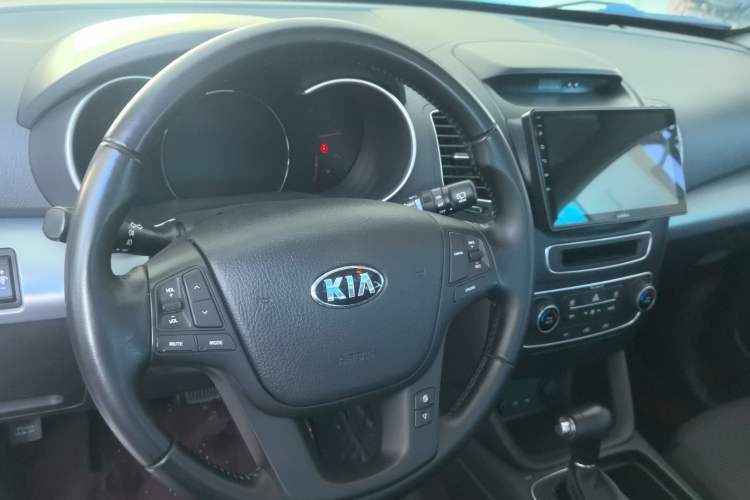 Used Kia Sorento 2013 2.4L 5-Seater Gasoline Comfort Version China IV Standard Headliner