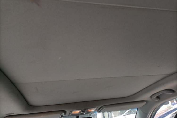 Used Kia Sorento 2013 2.4L 5-Seater Gasoline Luxury Version China IV Standard Headliner