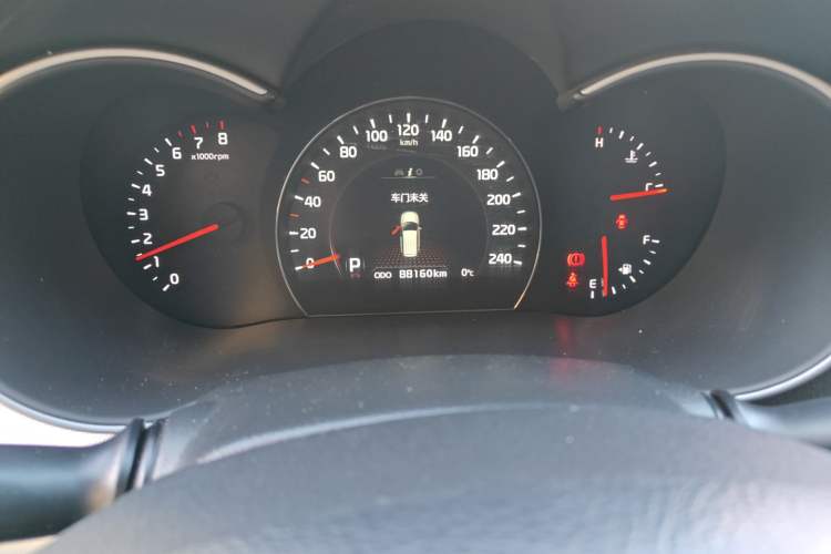 Used Kia Sorento 2013 2.4L 5-Seater Gasoline Luxury Version China IV Standard Instrument Cluster