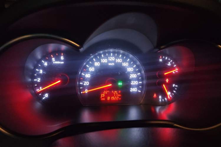 Used Kia Sorento 2013 2.2T 7-seat Diesel Comfort Edition Instrument Cluster