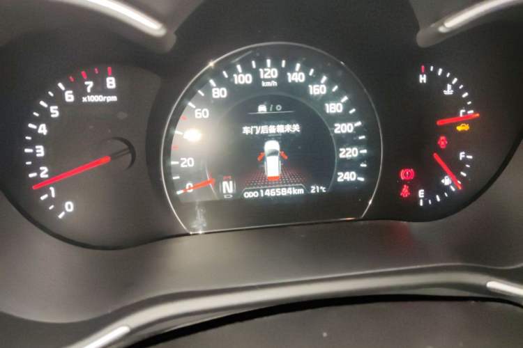 Used Kia Sorento 2013 2.4L 7-Seater Gasoline Comfort Version China IV Standard Instrument Cluster