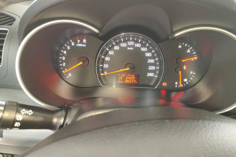 Used Kia Sorento 2013 2.4L 5-Seater Gasoline Comfort Edition Instrument Cluster