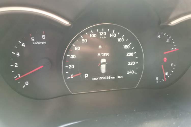 Used Kia Sorento 2013 2.2T 7-seat Diesel Luxury Edition Instrument Cluster
