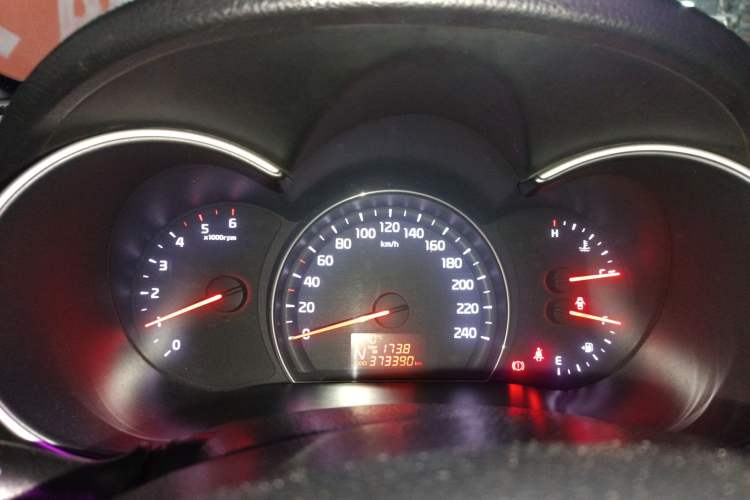 Used Kia Sorento 2013 2.2T 5-Seater Diesel Comfort Edition Instrument Cluster