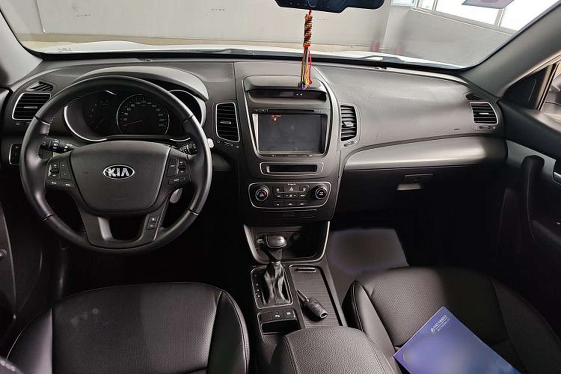 Used Kia Sorento 2013 2.2T 7-seat Diesel Comfort Edition Interior 2