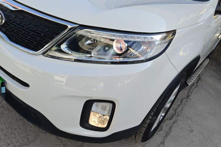 Used Kia Sorento 2013 2.4L 5-Seater Gasoline Luxury Version China IV Standard Left Front Headlight