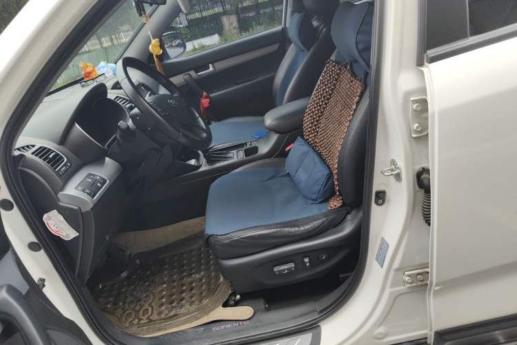Used Kia Sorento 2013 2.4L 5-Seater Gasoline Comfort Version China IV Standard Left Front Seat