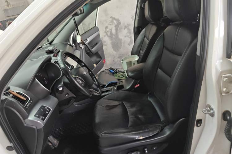 Used Kia Sorento 2013 2.2T 5-Seater Diesel Luxury Edition Left Front Seat