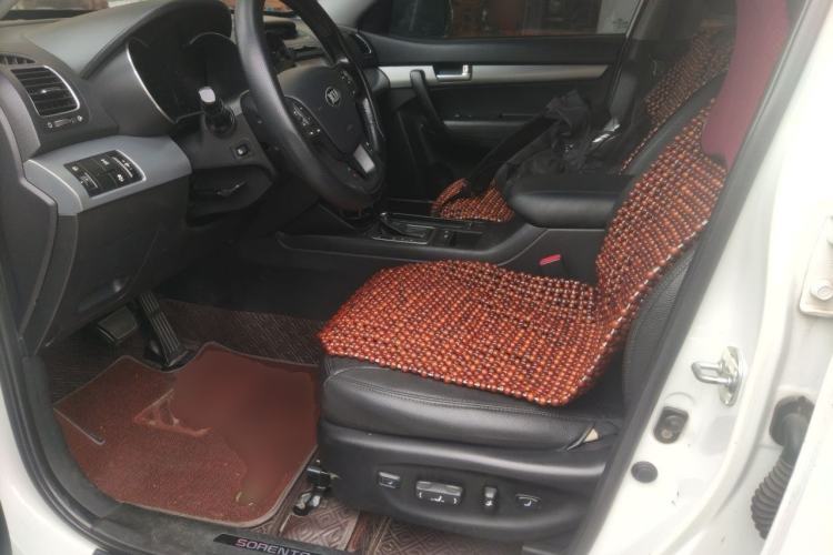 Used Kia Sorento 2013 2.4L 5-seat Gasoline Luxury Edition Left Front Seat