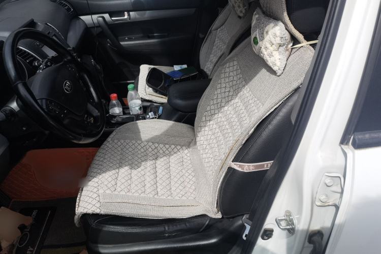 Used Kia Sorento 2013 2.4L 5-seat Gasoline Luxury Edition Left Front Seat