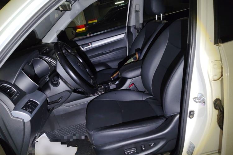 Used Kia Sorento 2013 2.4L 5-Seater Gasoline Comfort Edition Left Front Seat