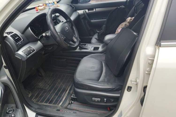 Used Kia Sorento 2013 2.4L 5-Seater Gasoline Comfort Edition China V Standard Left Front Seat