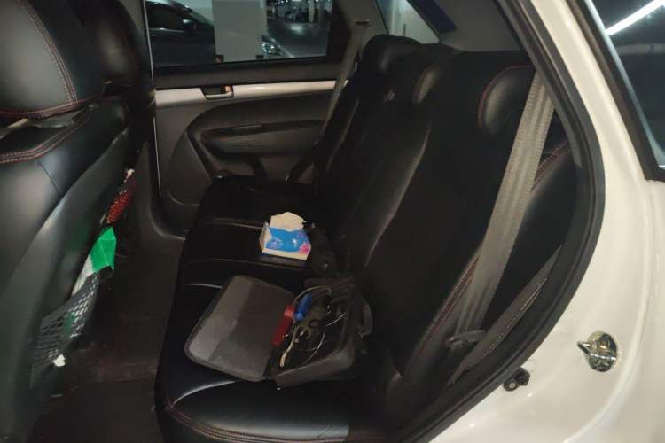 Used Kia Sorento 2013 2.2T 5-Seater Diesel Comfort Edition Left Rear Seat