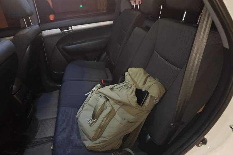 Used Kia Sorento 2013 2.2T 5-Seater Diesel Comfort Edition Left Rear Seat