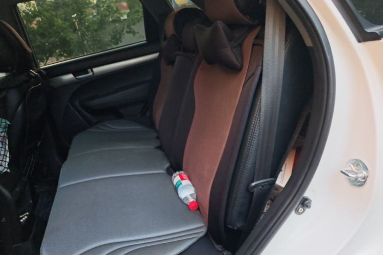 Used Kia Sorento 2013 2.4L 5-Seater Gasoline Comfort Version China IV Standard Left Rear Seat