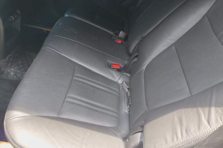 Used Kia Sorento 2013 2.2T 5-Seater Diesel Luxury Edition Left Rear Seat