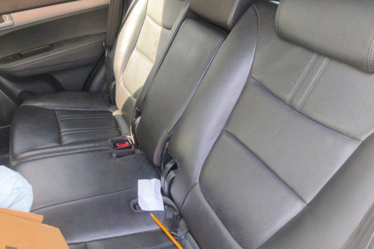 Used Kia Sorento 2013 2.4L 5-seat Gasoline Luxury Edition Left Rear Seat