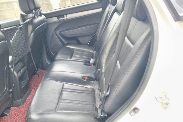 Used Kia Sorento 2013 2.2T 7-seat Diesel Luxury Edition Left Rear Seat