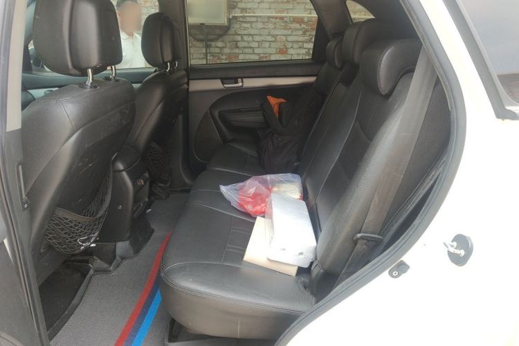 Used Kia Sorento 2013 2.2T 7-Seater Diesel Supreme Edition Left Rear Seat