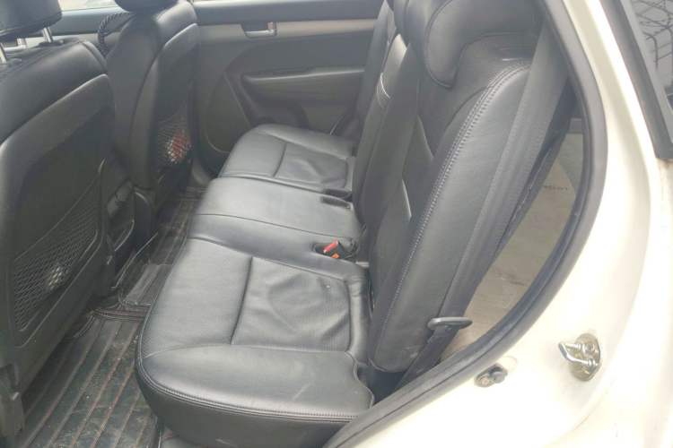 Used Kia Sorento 2013 2.4L 5-Seater Gasoline Comfort Edition China V Standard Left Rear Seat