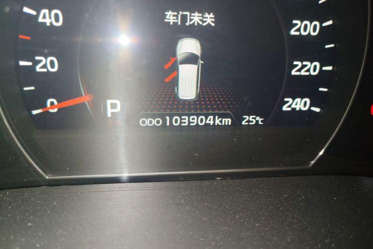 Used Kia Sorento 2013 2.4L 5-Seater Gasoline Supreme Edition China IV Standard Odometer Close Up