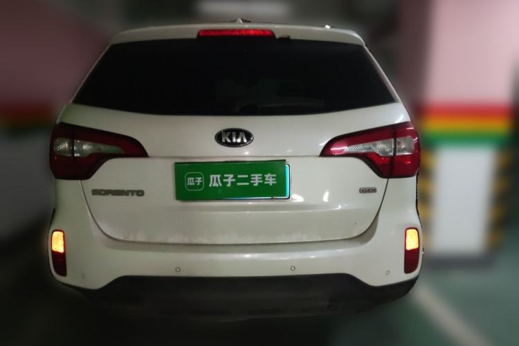 Used Kia Sorento 2013 2.4L 7-Seater Gasoline Comfort Version China IV Standard Rear