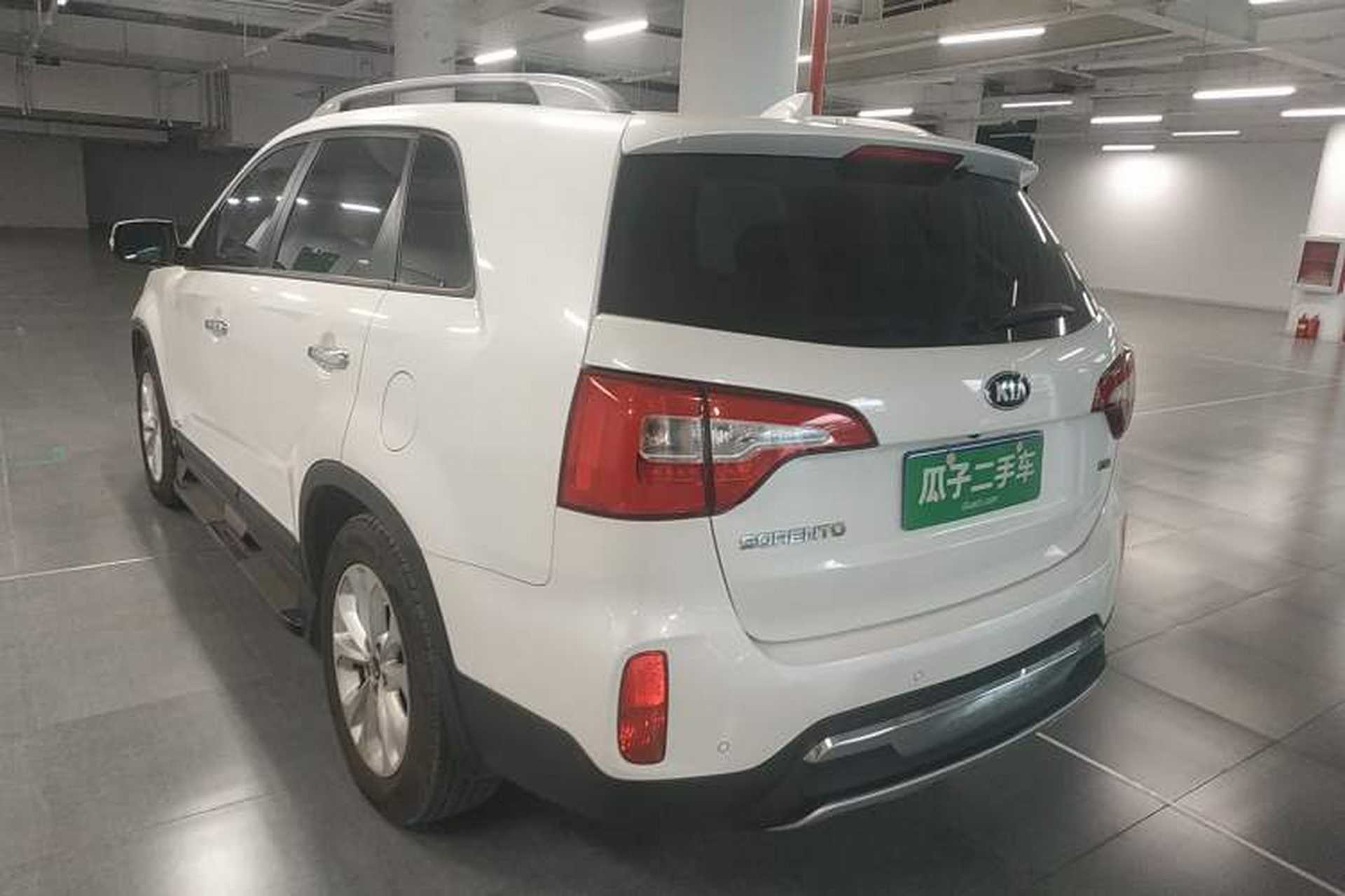 Used Kia Sorento 2013 2.4L 5-Seater Gasoline Luxury Version China IV Standard Rear Left 45 Deg