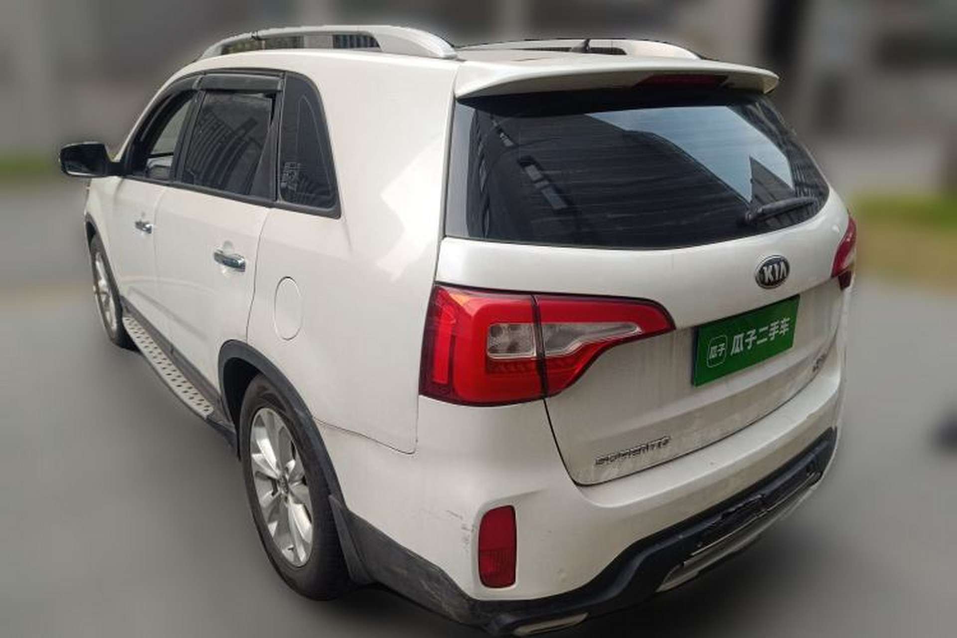 Used Kia Sorento 2013 2.4L 7-seat Gasoline Luxury Edition Rear Left 45 Deg