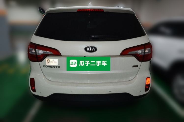 Used Kia Sorento 2013 2.4L 5-Seater Gasoline Supreme Edition China IV Standard Rear