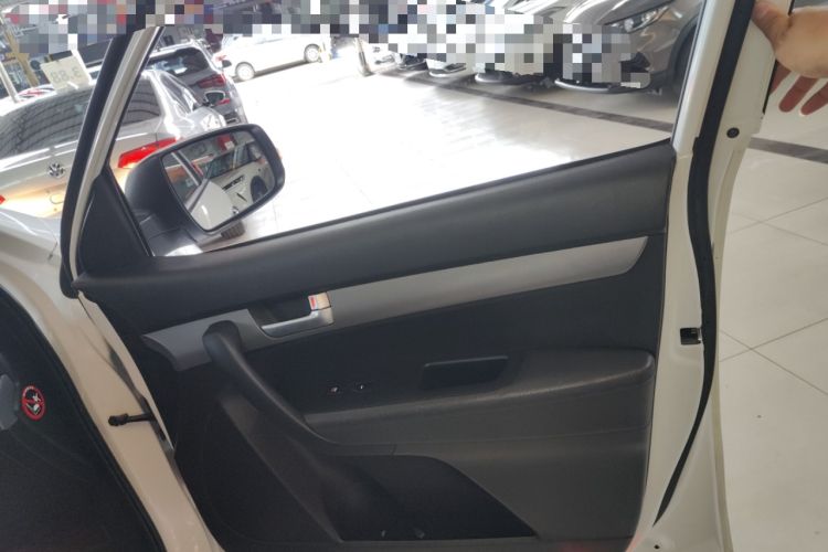 Used Kia Sorento 2013 2.4L 5-Seater Gasoline Comfort Edition Right Front Door Interior