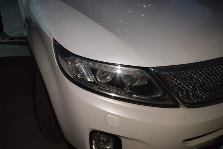 Used Kia Sorento 2013 2.2T 7-Seater Diesel Supreme Edition Right Front Headlight