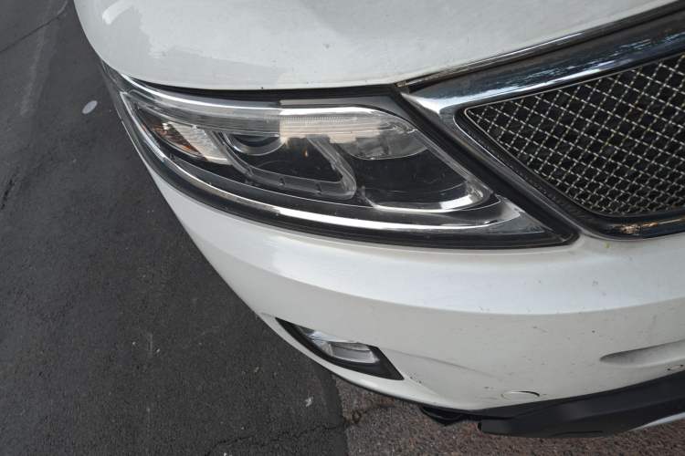 Used Kia Sorento 2013 2.2T 7-seat Diesel Comfort Edition Right Front Headlight