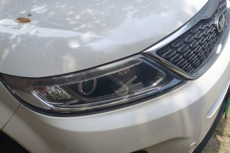 Used Kia Sorento 2013 2.2T 5-Seater Diesel Luxury Edition Right Front Headlight