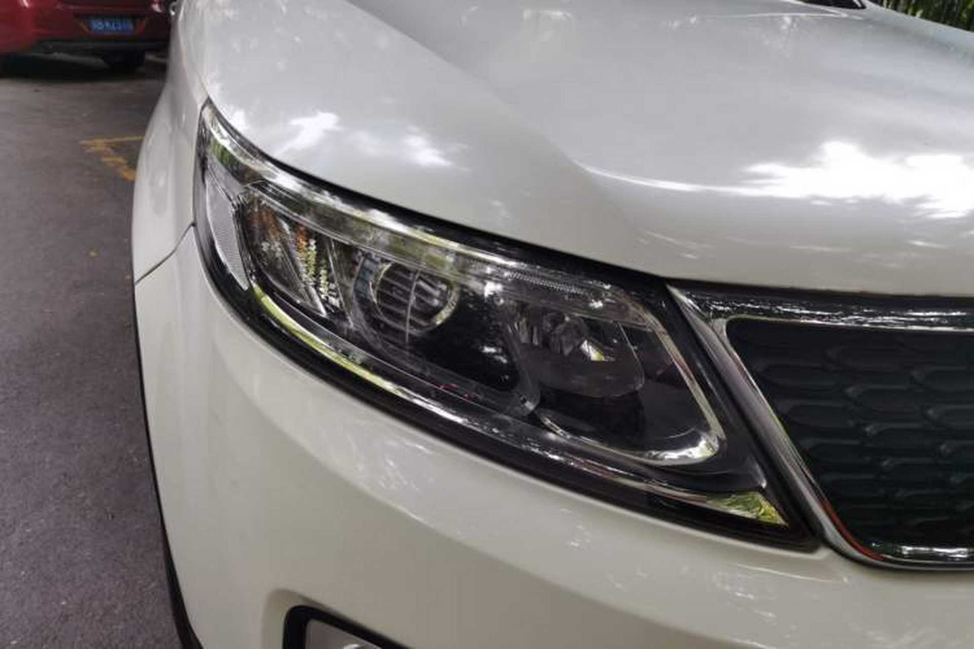 Used Kia Sorento 2013 2.4L 7-Seater Gasoline Comfort Version China IV Standard Right Front Headlight