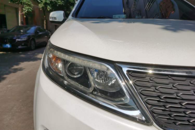 Used Kia Sorento 2013 2.2T 7-seat Diesel Luxury Edition Right Front Headlight