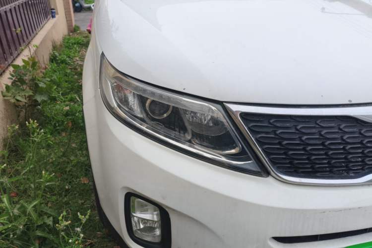 Used Kia Sorento 2013 2.4L 5-Seater Gasoline Comfort Version China IV Standard Right Front Headlight