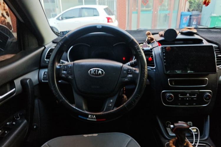 Used Kia Sorento 2013 2.4L 5-Seater Gasoline Comfort Version China IV Standard Steering Wheel