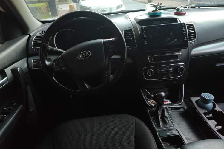 Used Kia Sorento 2013 2.2T 7-seat Diesel Comfort Edition Steering Wheel