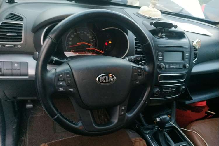 Used Kia Sorento 2013 2.2T 7-seat Diesel Comfort Edition Steering Wheel