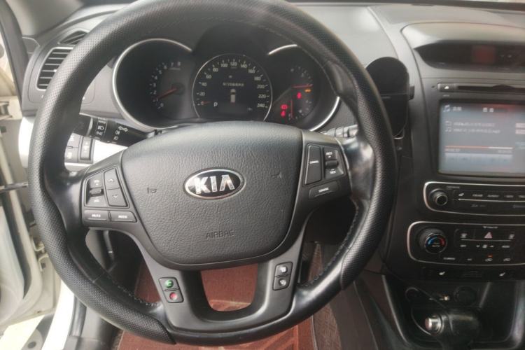 Used Kia Sorento 2013 2.4L 5-seat Gasoline Luxury Edition Steering Wheel