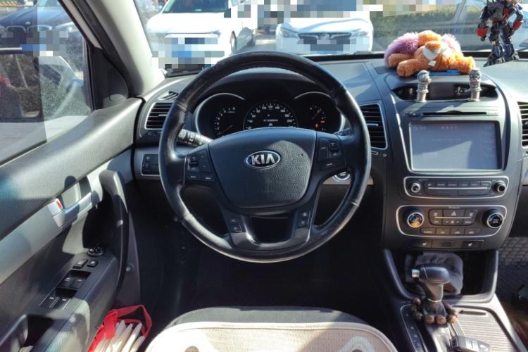 Used Kia Sorento 2013 2.4L 5-Seater Gasoline Luxury Version China V Standard Steering Wheel