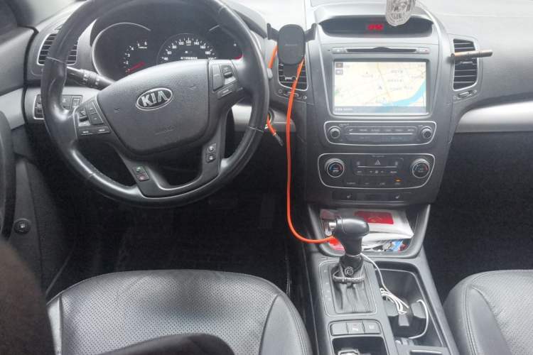 Used Kia Sorento 2013 2.2T 7-seat Diesel Luxury Edition Steering Wheel