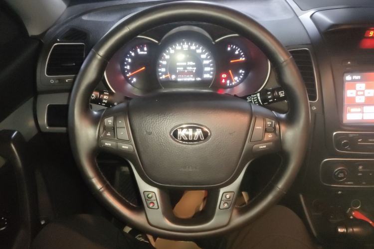 Used Kia Sorento 2013 2.2T 5-Seater Diesel Supreme Edition Steering Wheel