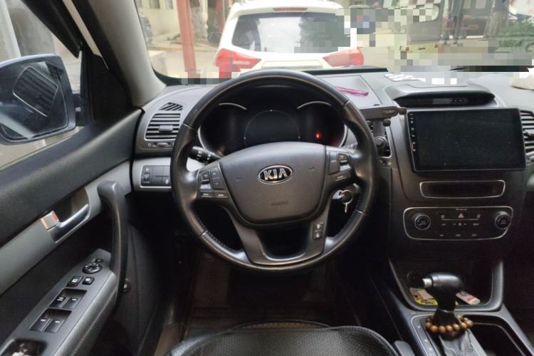 Used Kia Sorento 2013 2.4L 7-Seater Gasoline Comfort Version China IV Standard Steering Wheel