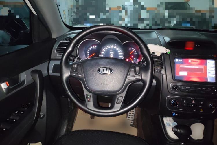 Used Kia Sorento 2013 2.4L 5-Seater Gasoline Supreme Edition China IV Standard Steering Wheel