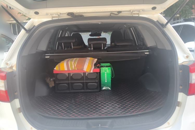 Used Kia Sorento 2013 2.4L 5-Seater Gasoline Comfort Version China IV Standard Trunk