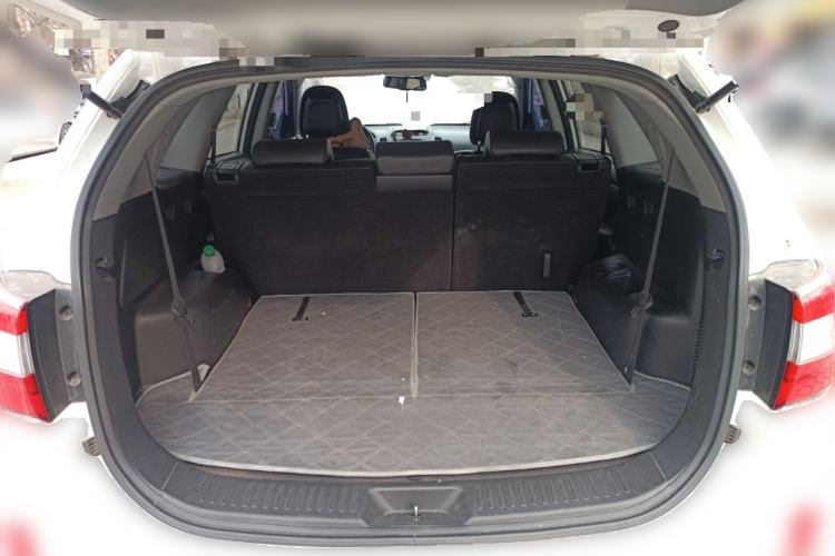 Used Kia Sorento 2013 2.4L 7-Seater Gasoline Luxury Version China IV Standard Trunk