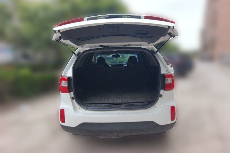 Used Kia Sorento 2013 2.2T 5-Seater Diesel Luxury Edition Trunk